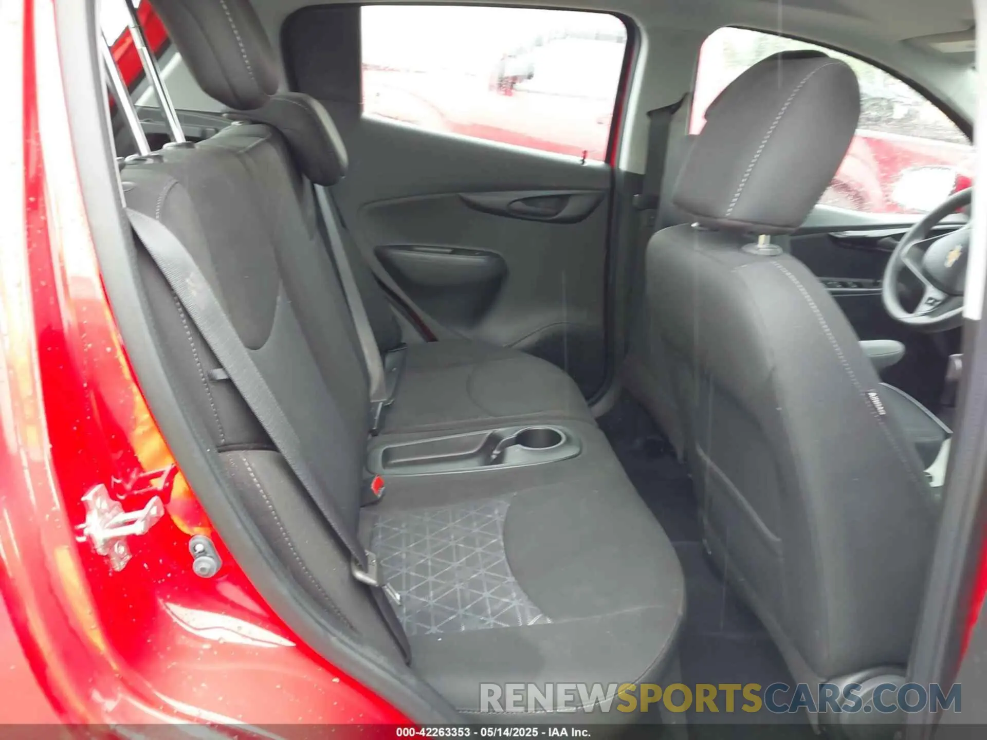8 fotografías del automóvil dañado KL8CD6SA9KC728582 CHEVROLET SPARK 2019