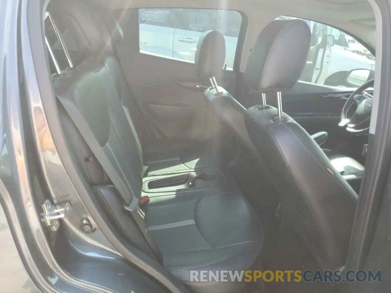 10 fotografías del automóvil dañado KL8CF6SA6KC744426 CHEVROLET SPARK 2019
