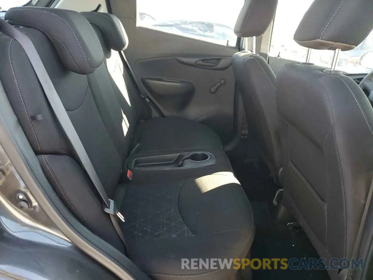 11 fotografías del automóvil dañado KL8CA6SA8LC433628 CHEVROLET SPARK 2020