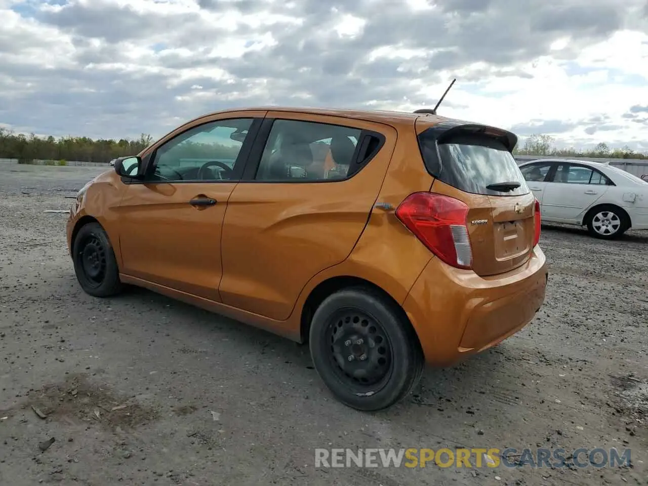 2 fotografías del automóvil dañado KL8CB6SA0LC473165 CHEVROLET SPARK 2020