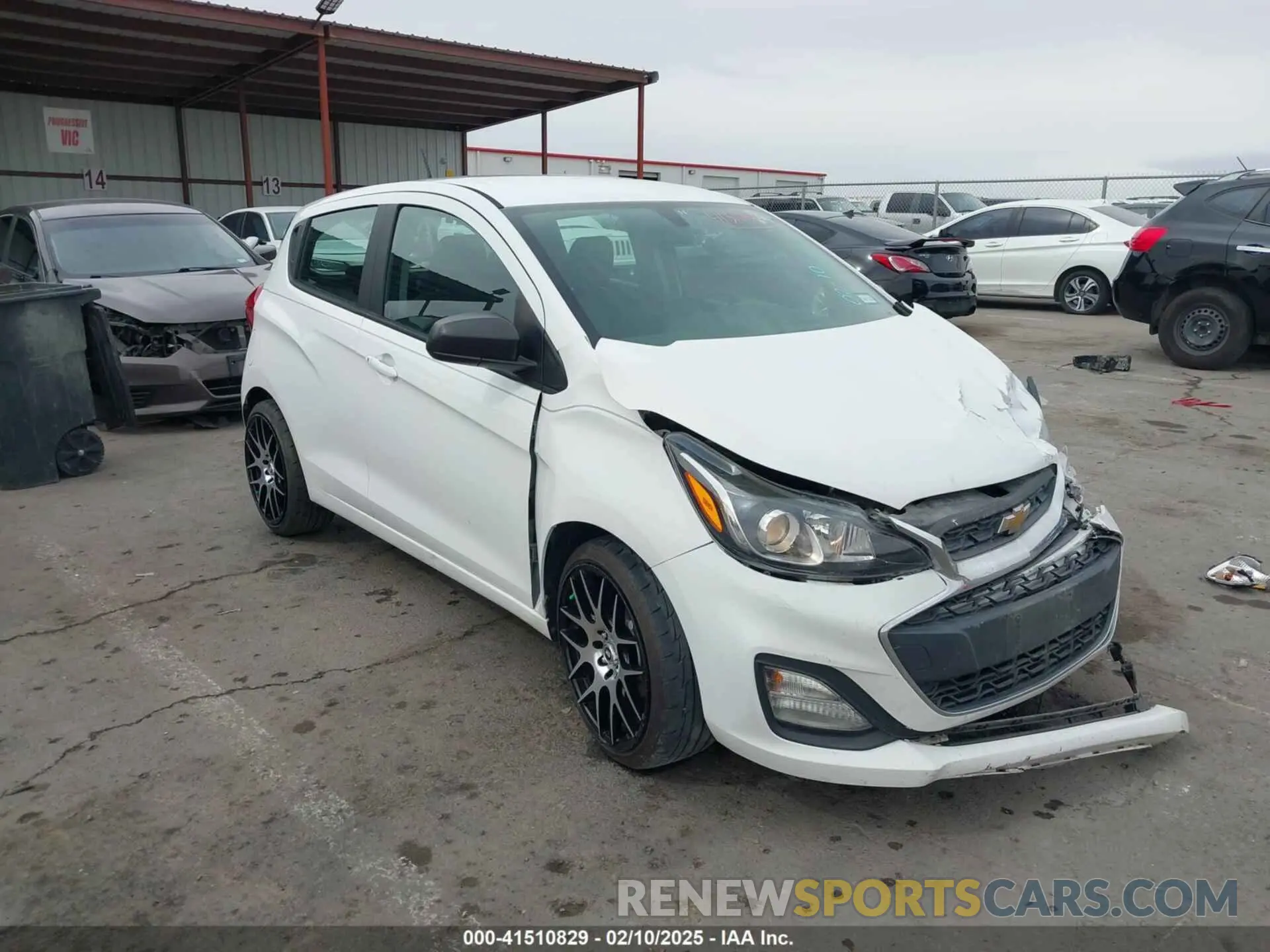 13 fotografías del automóvil dañado KL8CB6SA1LC410138 CHEVROLET SPARK 2020