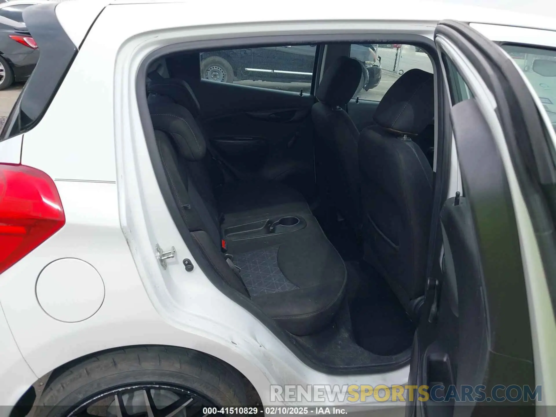 8 fotografías del automóvil dañado KL8CB6SA1LC410138 CHEVROLET SPARK 2020