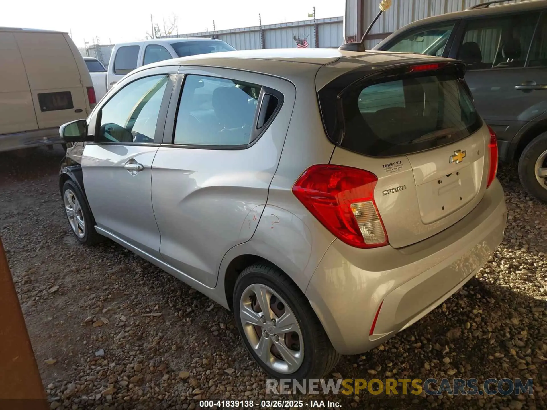 3 fotografías del automóvil dañado KL8CB6SA1LC411547 CHEVROLET SPARK 2020