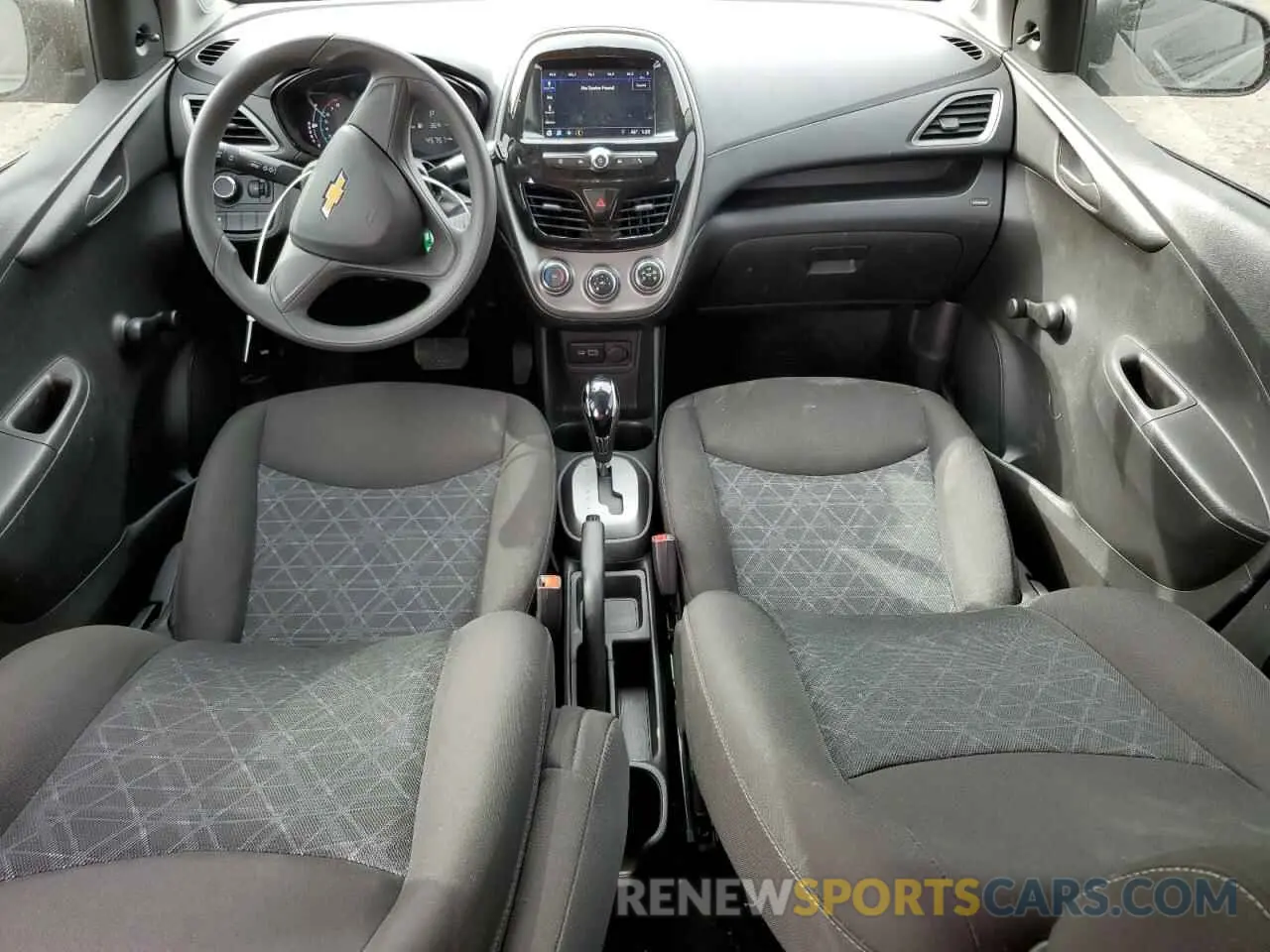 8 fotografías del automóvil dañado KL8CB6SA1LC428137 CHEVROLET SPARK 2020