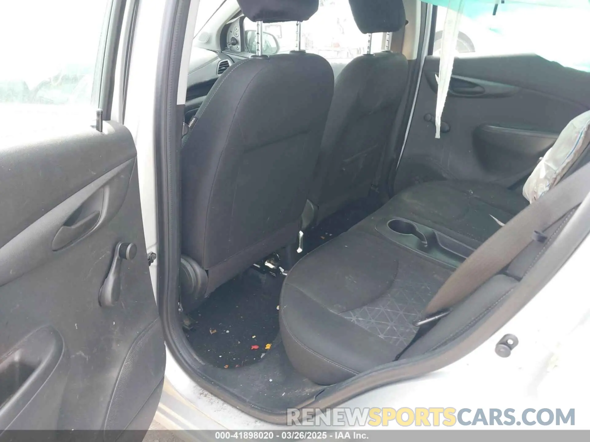 8 fotografías del automóvil dañado KL8CB6SA1LC462448 CHEVROLET SPARK 2020