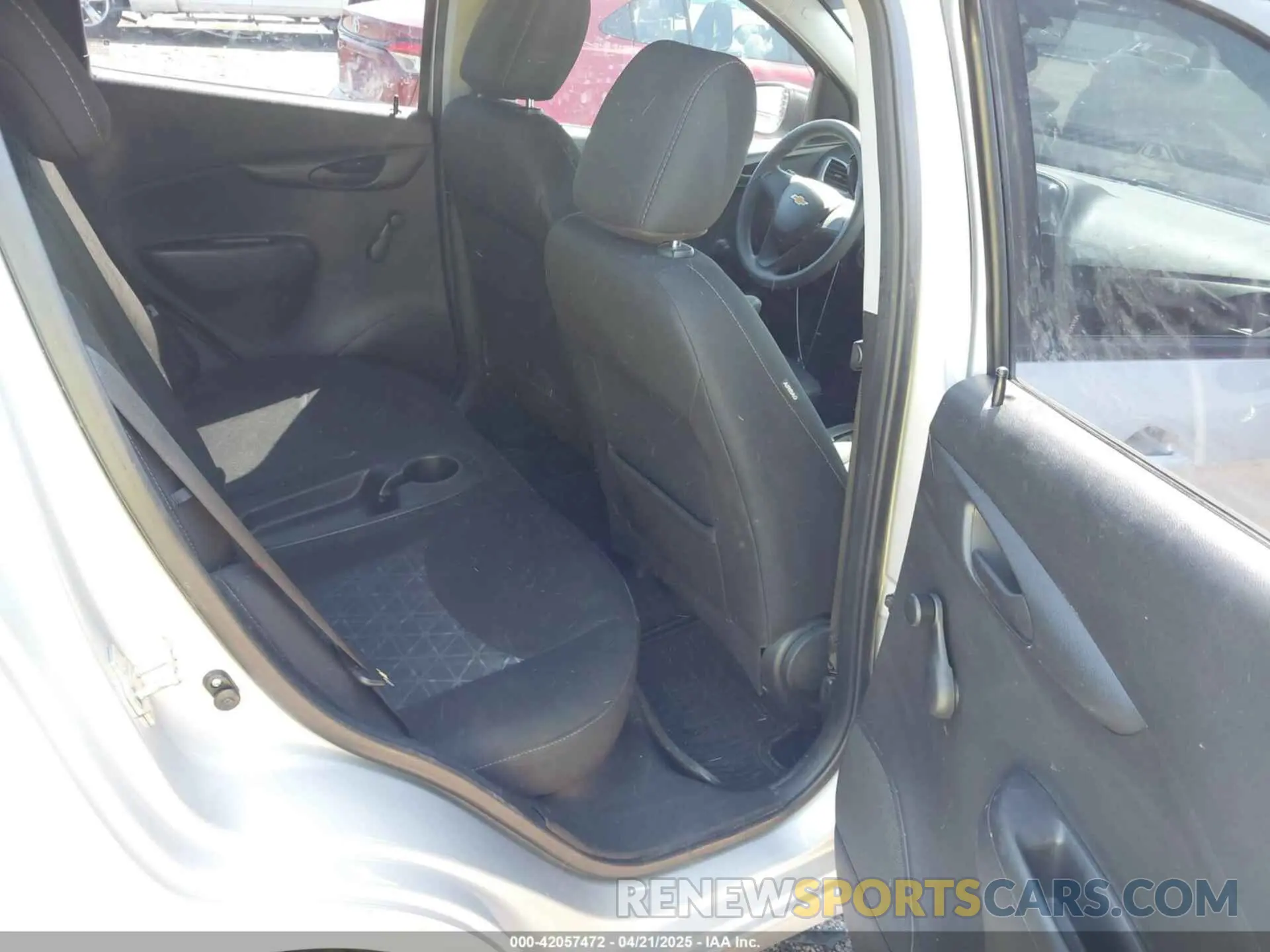 8 fotografías del automóvil dañado KL8CB6SA2LC410102 CHEVROLET SPARK 2020