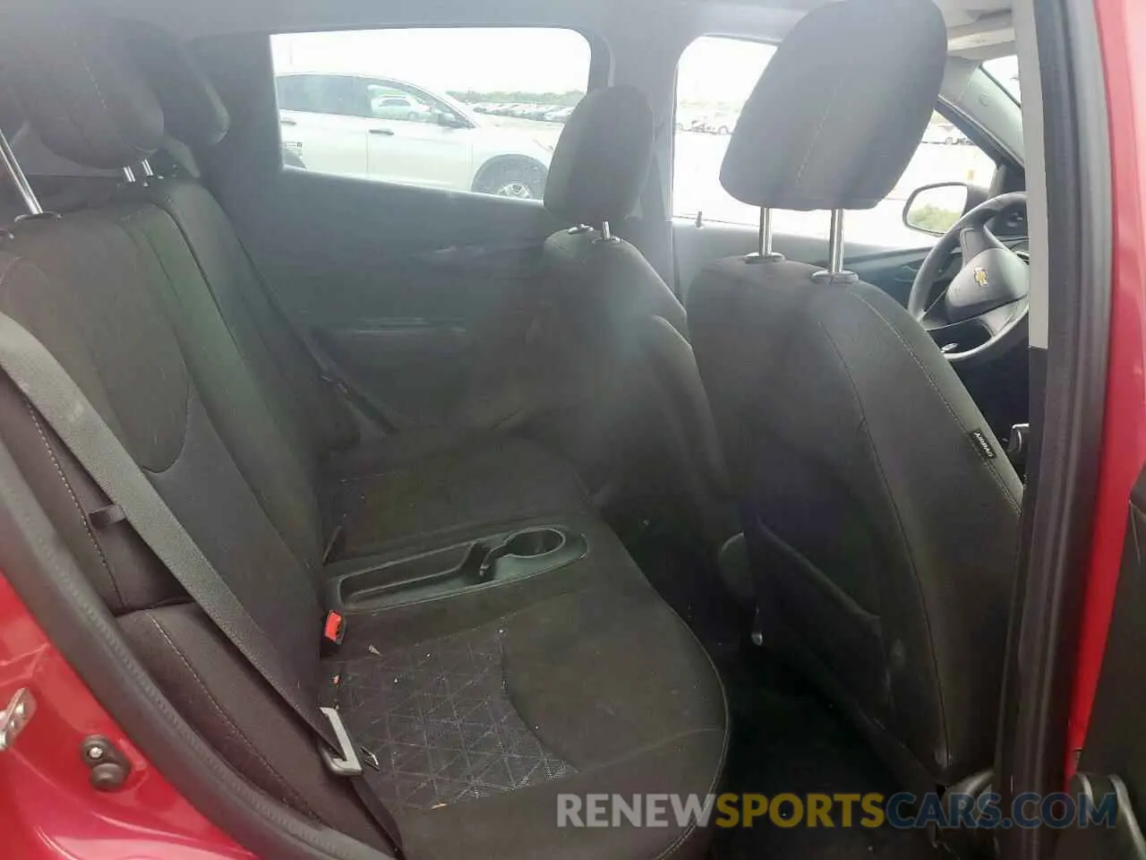 11 fotografías del automóvil dañado KL8CB6SA2LC415204 CHEVROLET SPARK 2020