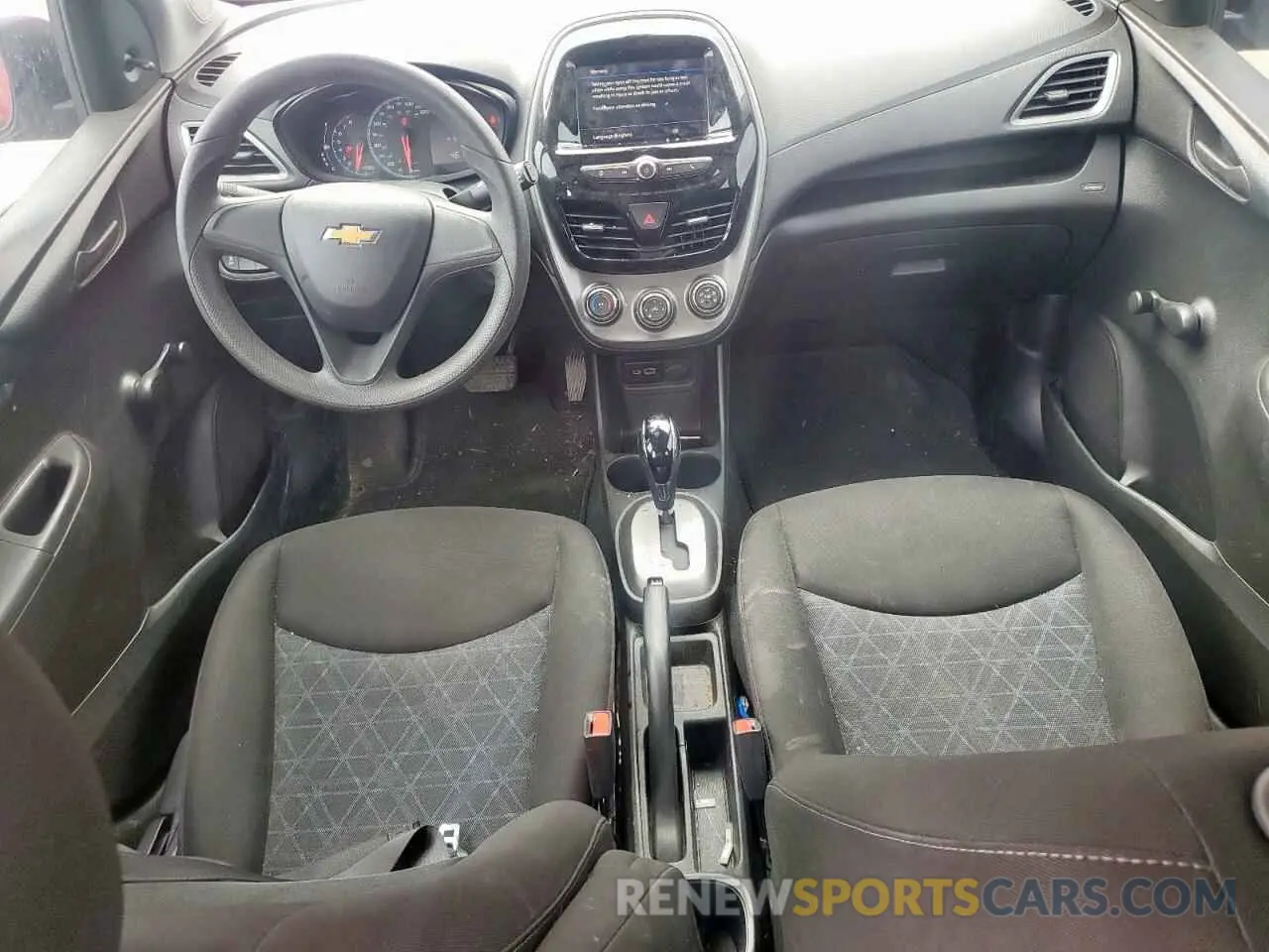 8 fotografías del automóvil dañado KL8CB6SA2LC415204 CHEVROLET SPARK 2020