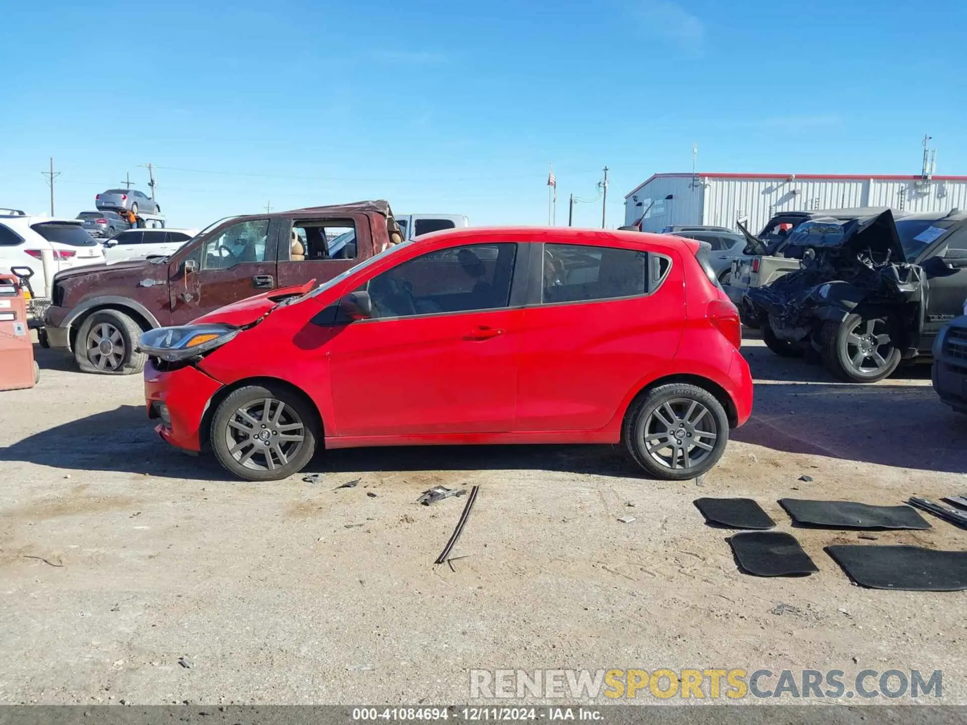 15 fotografías del automóvil dañado KL8CB6SA2LC424453 CHEVROLET SPARK 2020