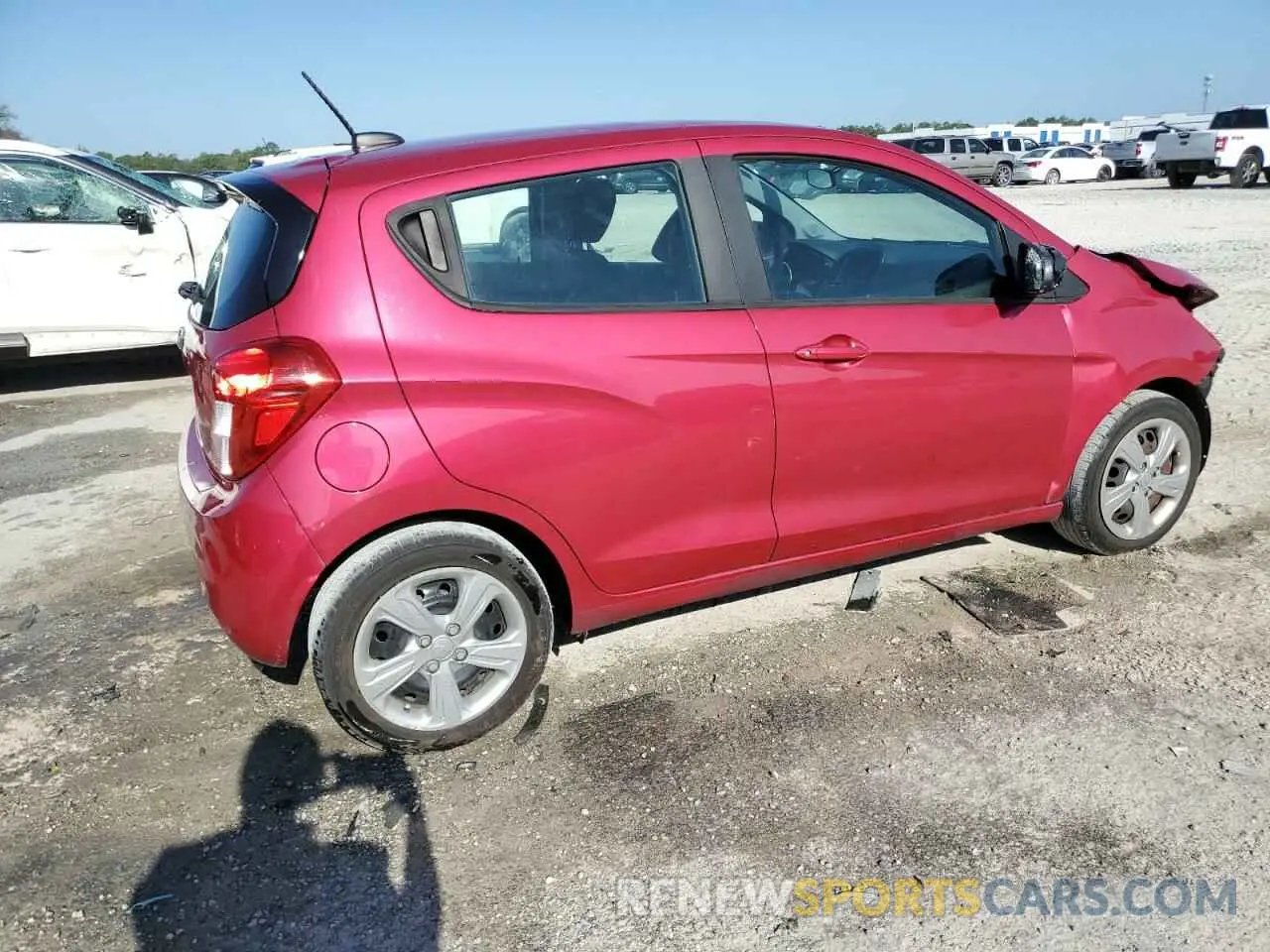 3 fotografías del automóvil dañado KL8CB6SA2LC444380 CHEVROLET SPARK 2020