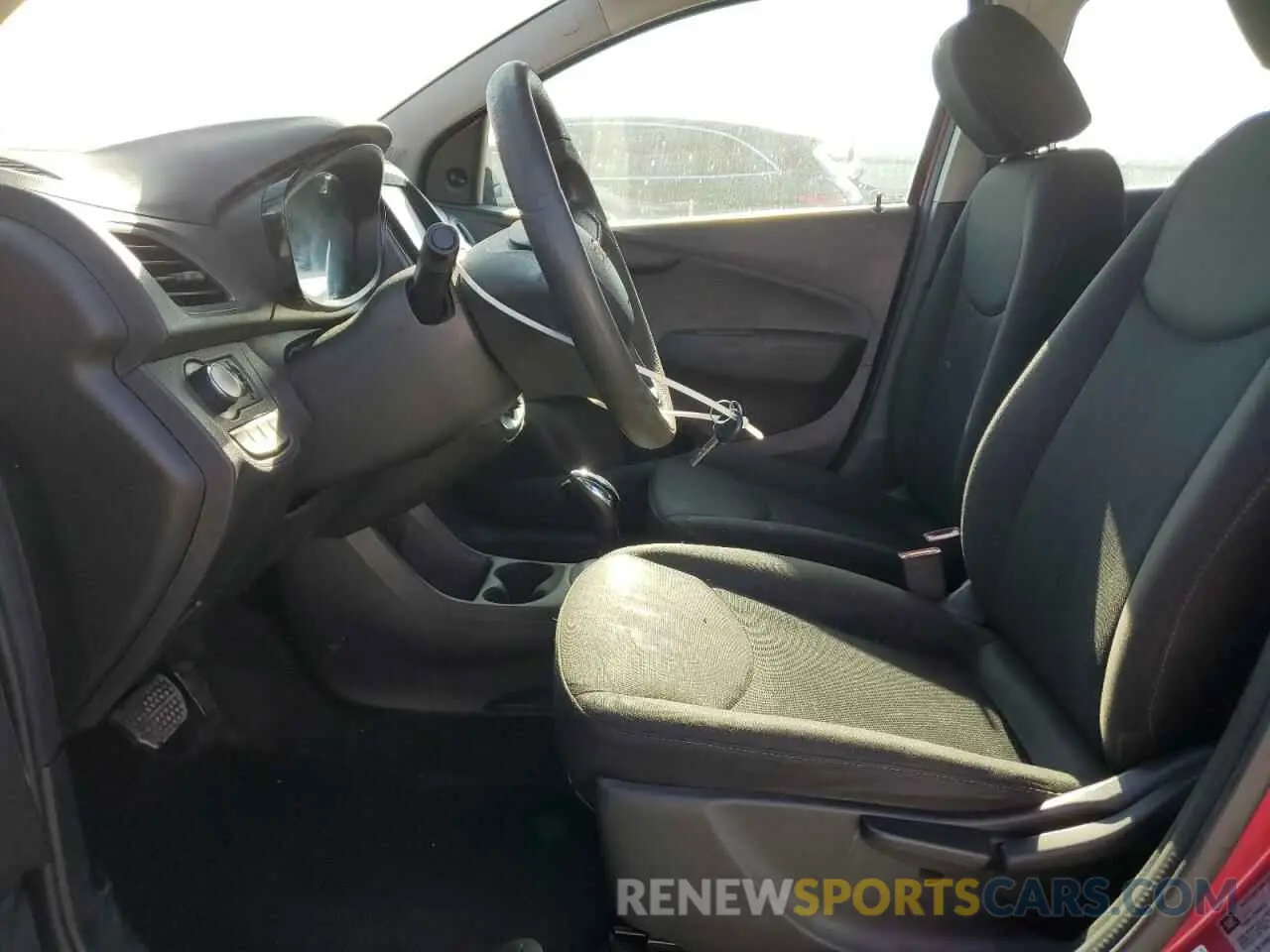 7 fotografías del automóvil dañado KL8CB6SA2LC444380 CHEVROLET SPARK 2020