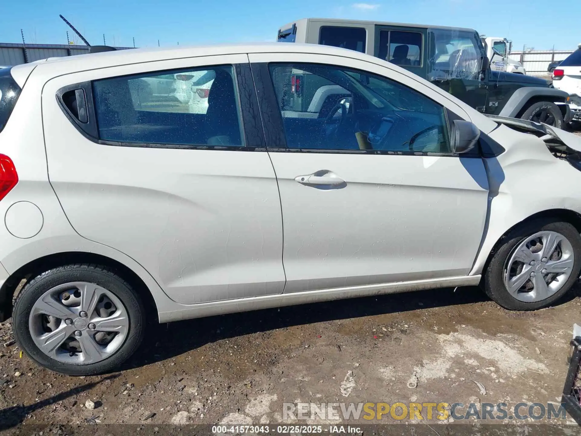 13 fotografías del automóvil dañado KL8CB6SA2LC455234 CHEVROLET SPARK 2020