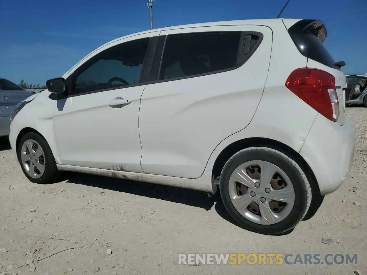 2 fotografías del automóvil dañado KL8CB6SA2LC480330 CHEVROLET SPARK 2020