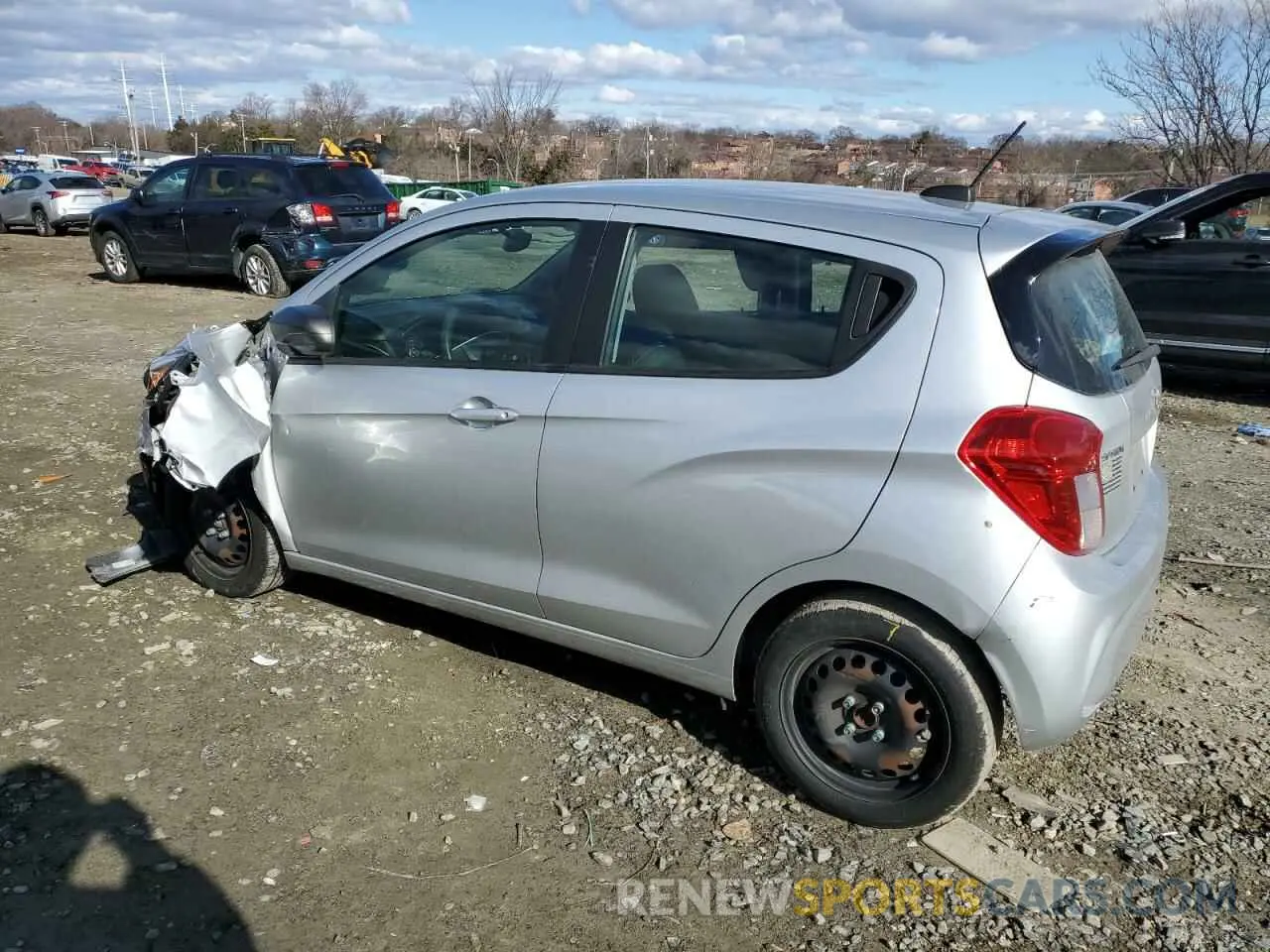 2 fotografías del automóvil dañado KL8CB6SA3LC421089 CHEVROLET SPARK 2020