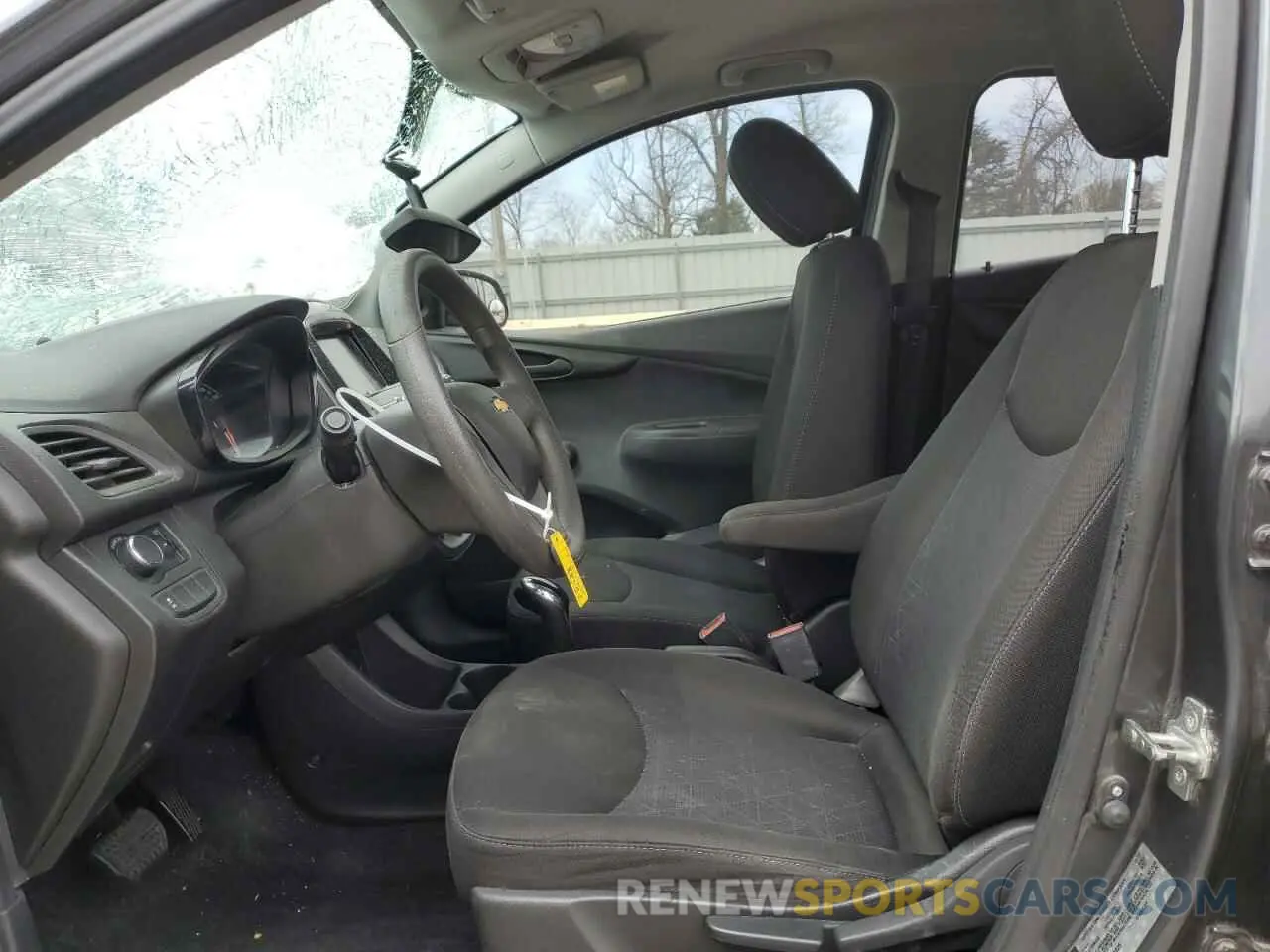7 fotografías del automóvil dañado KL8CB6SA3LC421626 CHEVROLET SPARK 2020