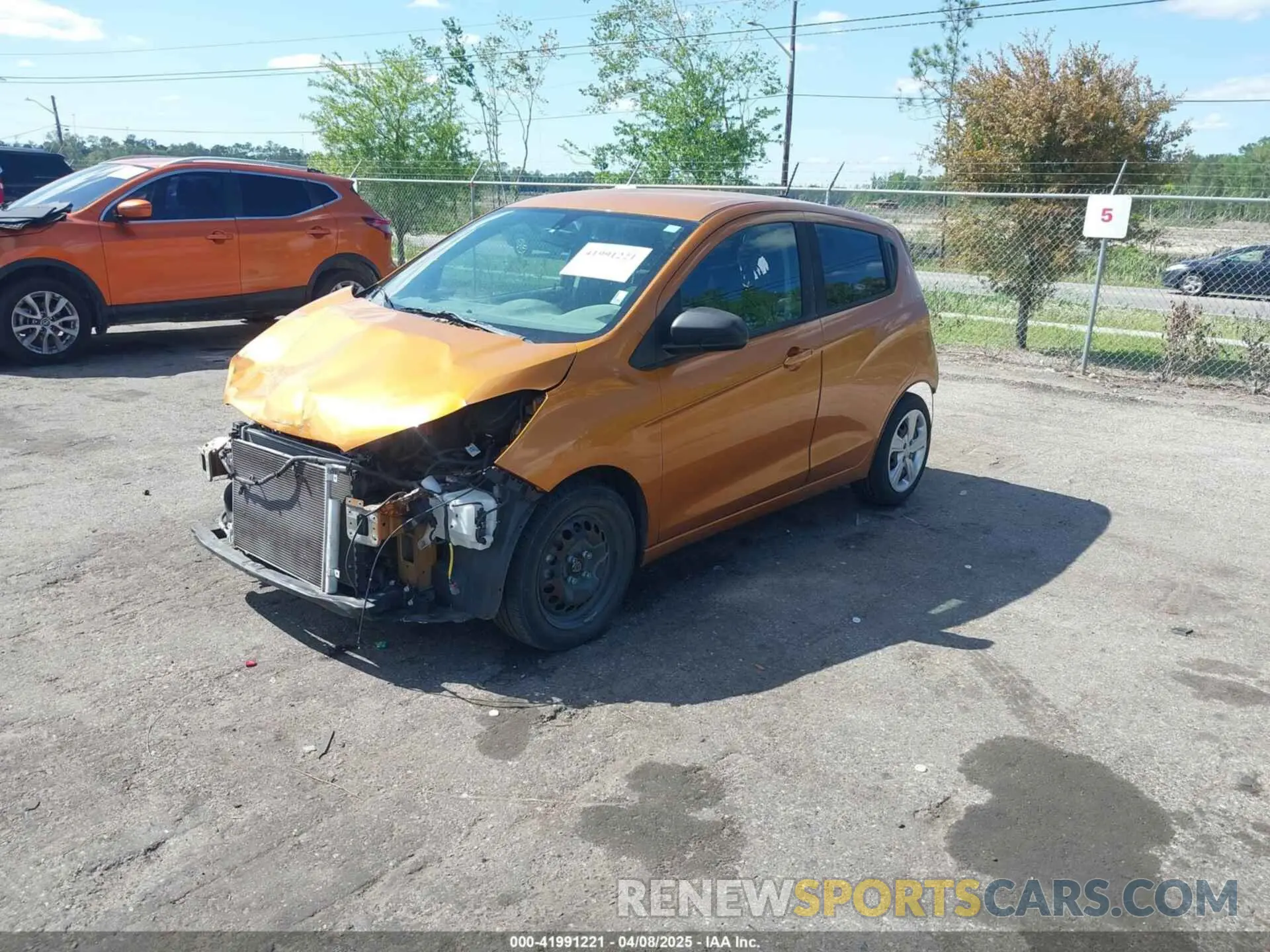 2 fotografías del automóvil dañado KL8CB6SA3LC429807 CHEVROLET SPARK 2020