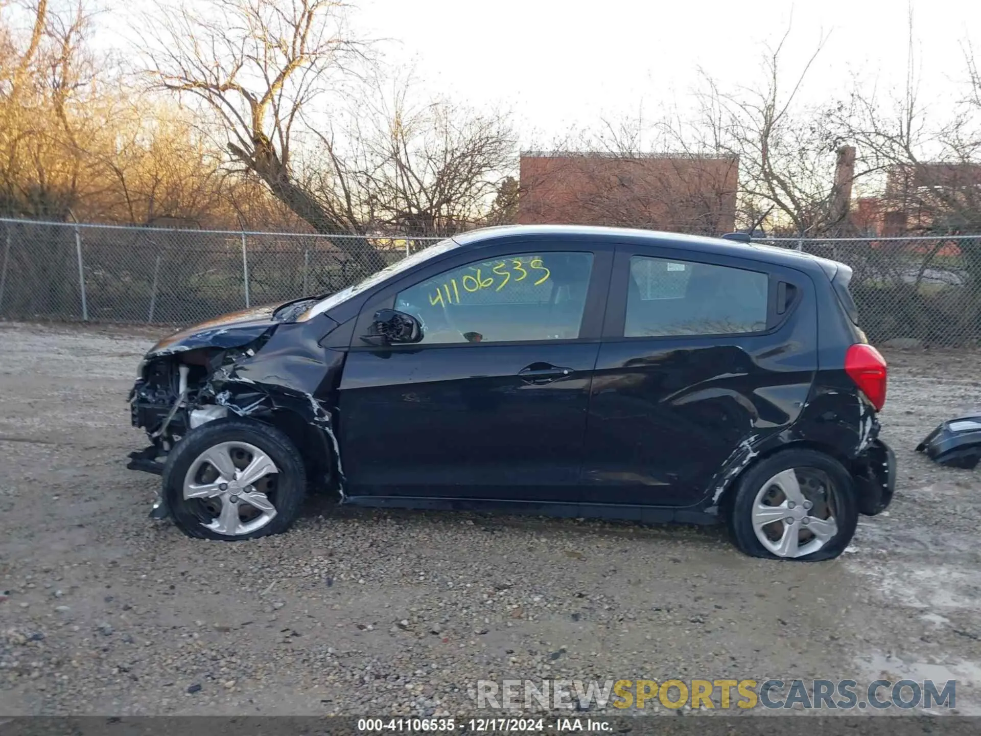 15 fotografías del automóvil dañado KL8CB6SA3LC430021 CHEVROLET SPARK 2020