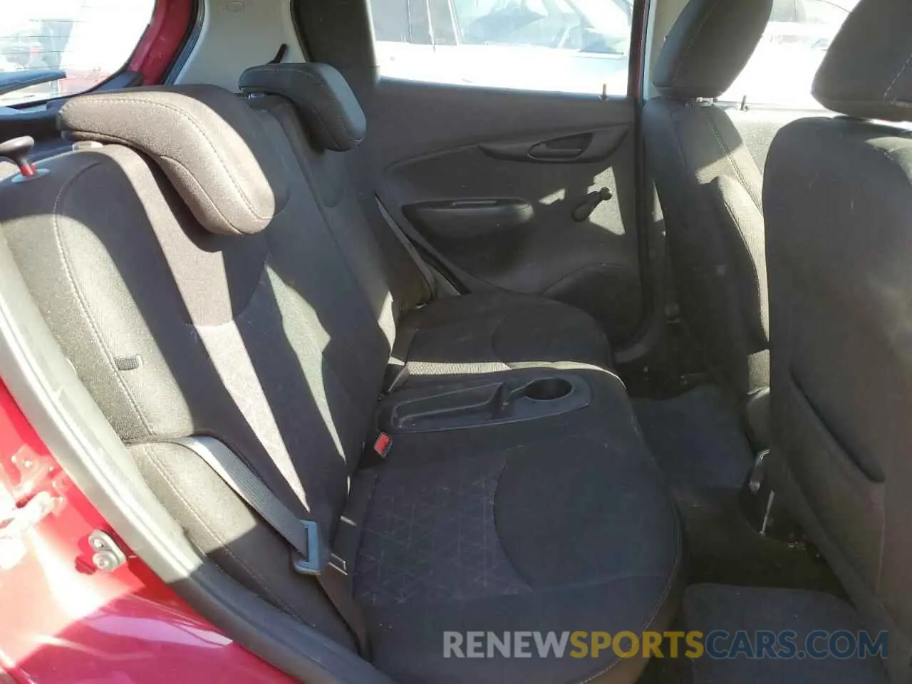 10 fotografías del automóvil dañado KL8CB6SA3LC473130 CHEVROLET SPARK 2020