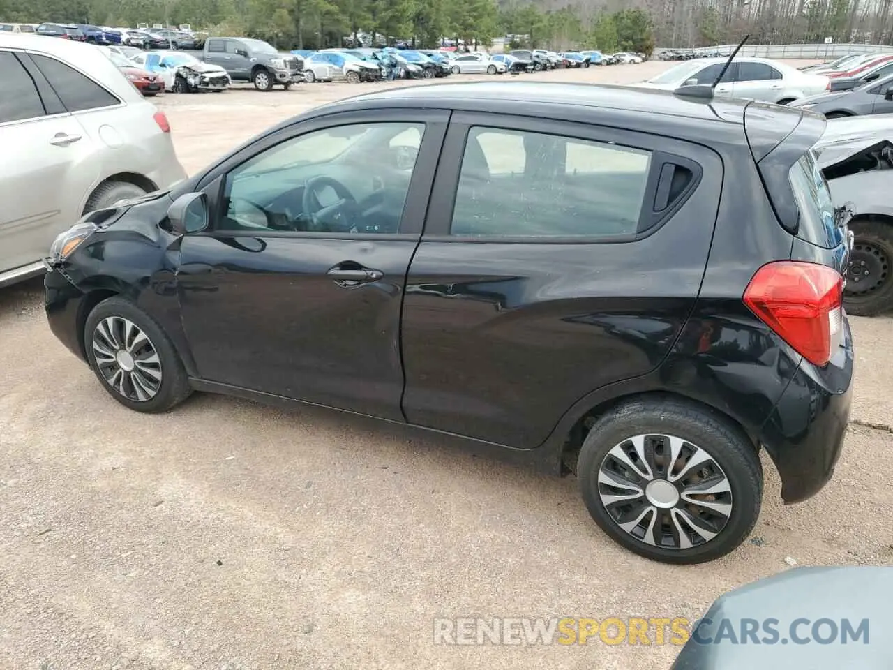 2 fotografías del automóvil dañado KL8CB6SA4LC413180 CHEVROLET SPARK 2020