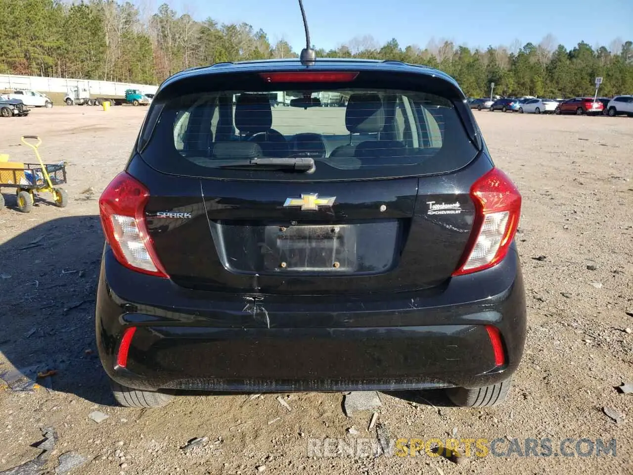 6 fotografías del automóvil dañado KL8CB6SA4LC413180 CHEVROLET SPARK 2020