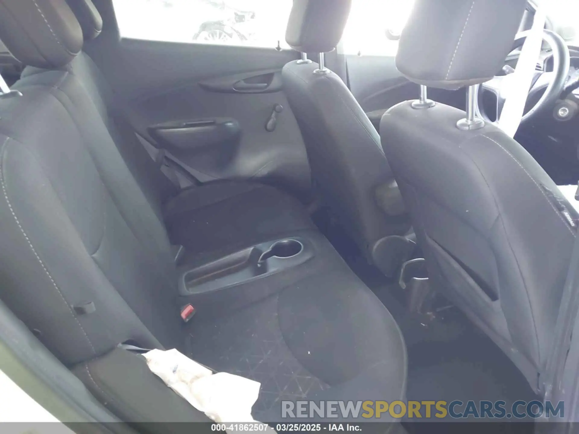 8 fotografías del automóvil dañado KL8CB6SA4LC423398 CHEVROLET SPARK 2020