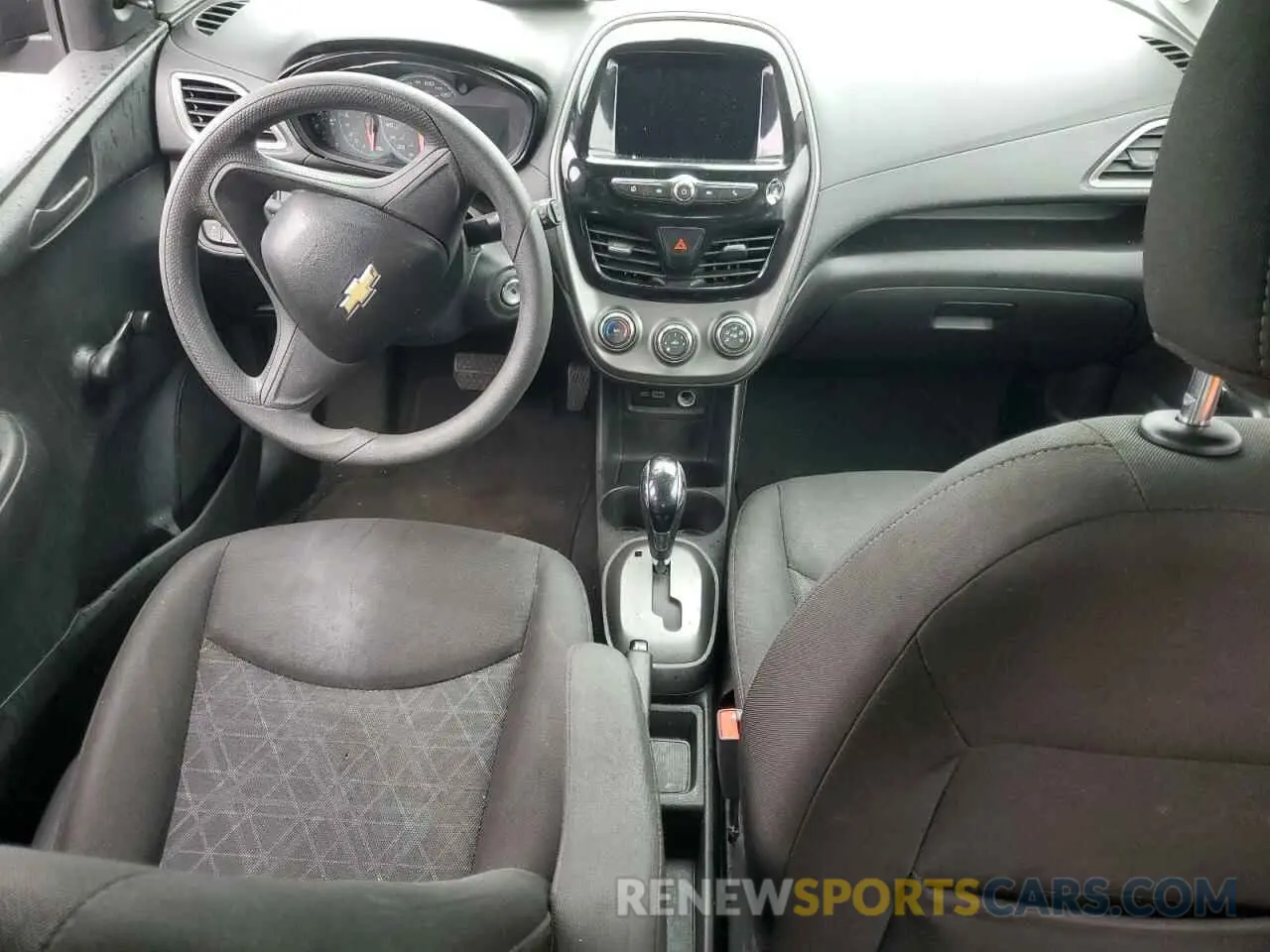 8 fotografías del automóvil dañado KL8CB6SA4LC423630 CHEVROLET SPARK 2020