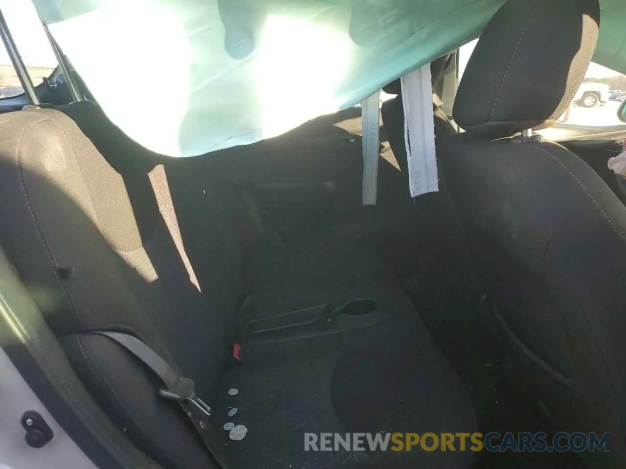 11 fotografías del automóvil dañado KL8CB6SA4LC440556 CHEVROLET SPARK 2020