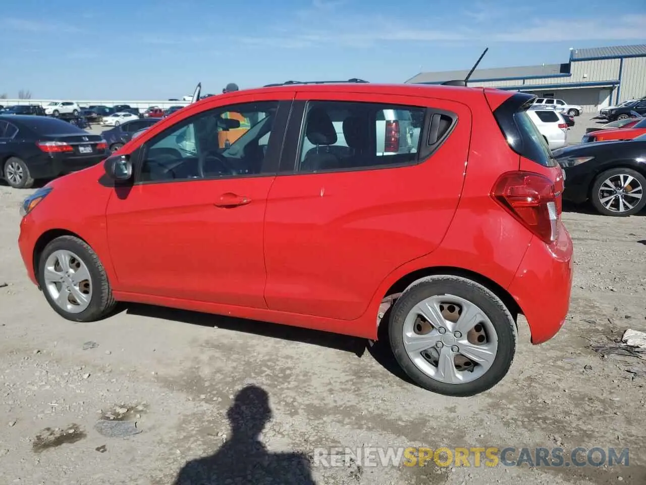 2 fotografías del automóvil dañado KL8CB6SA5LC400342 CHEVROLET SPARK 2020