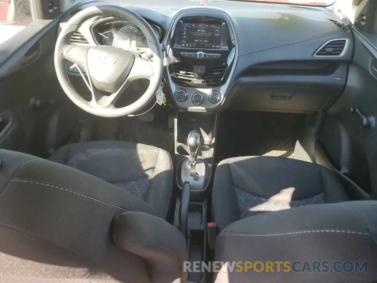 8 fotografías del automóvil dañado KL8CB6SA5LC400342 CHEVROLET SPARK 2020