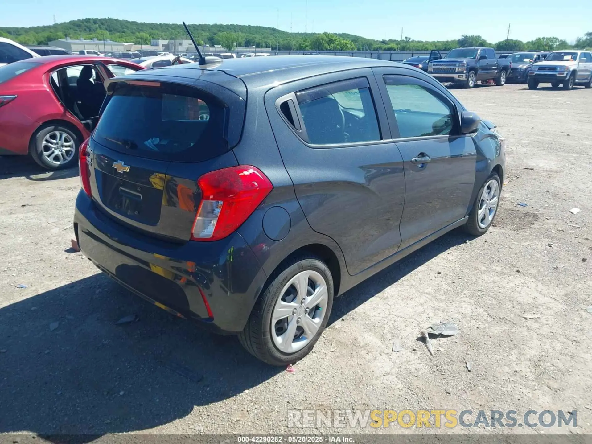 4 fotografías del automóvil dañado KL8CB6SA5LC403791 CHEVROLET SPARK 2020