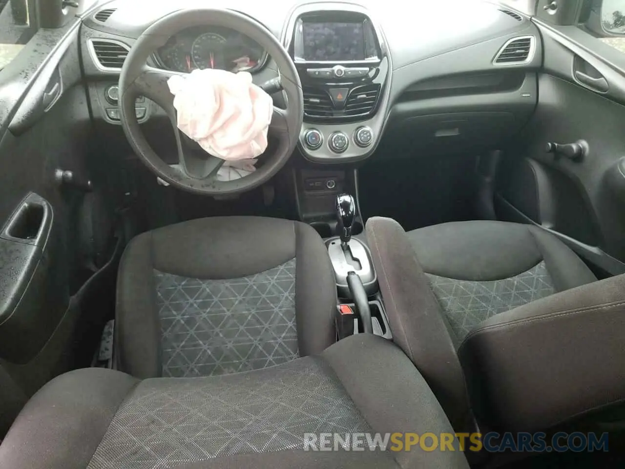 8 fotografías del automóvil dañado KL8CB6SA5LC407825 CHEVROLET SPARK 2020