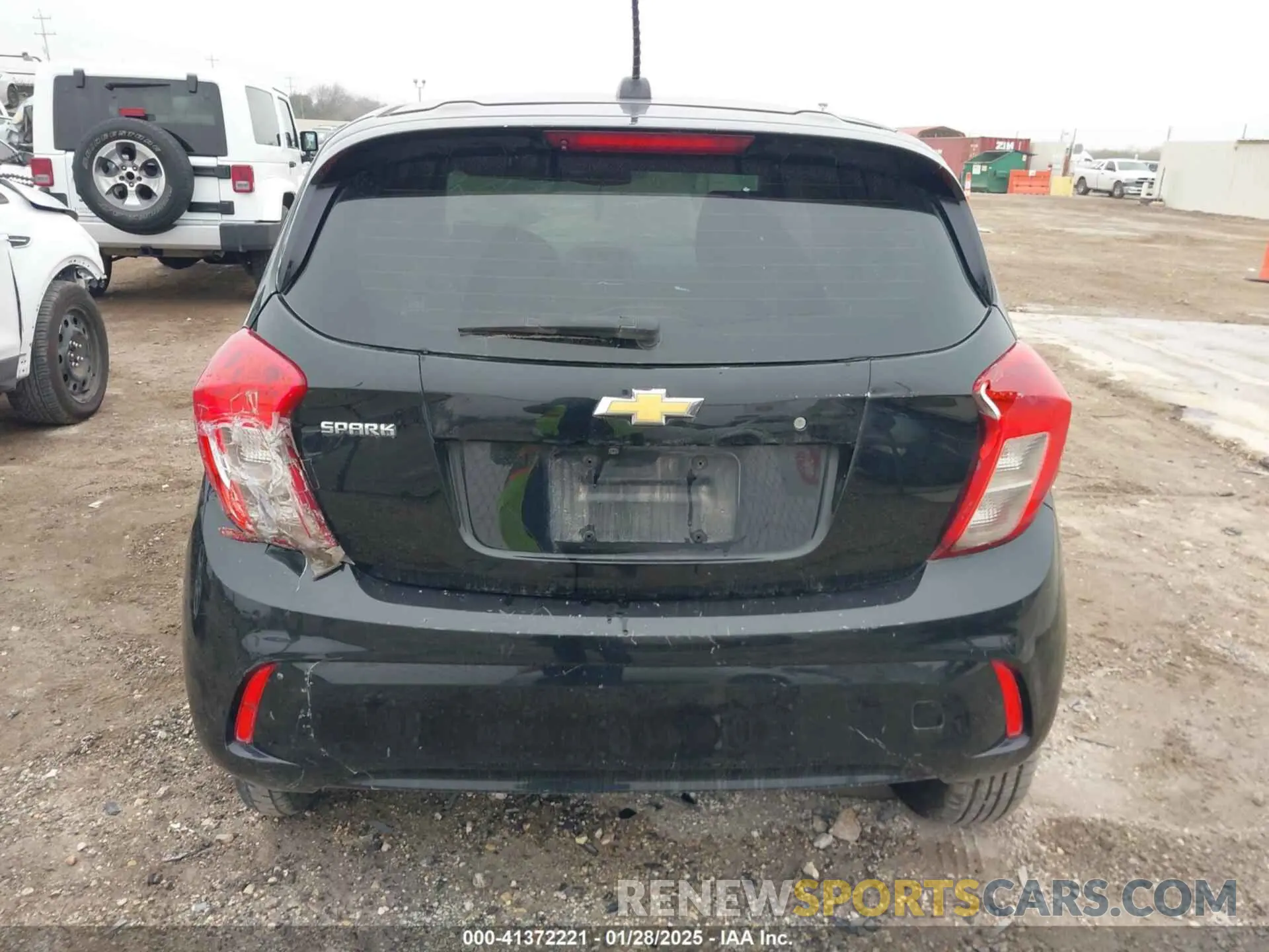 15 fotografías del automóvil dañado KL8CB6SA5LC451517 CHEVROLET SPARK 2020