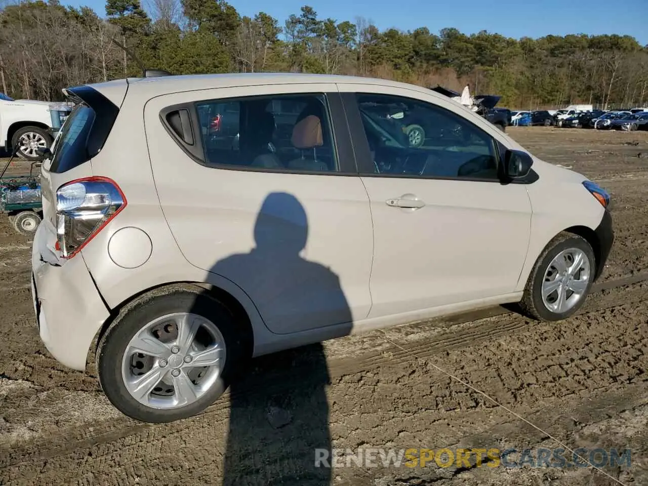 3 fotografías del automóvil dañado KL8CB6SA5LC454529 CHEVROLET SPARK 2020