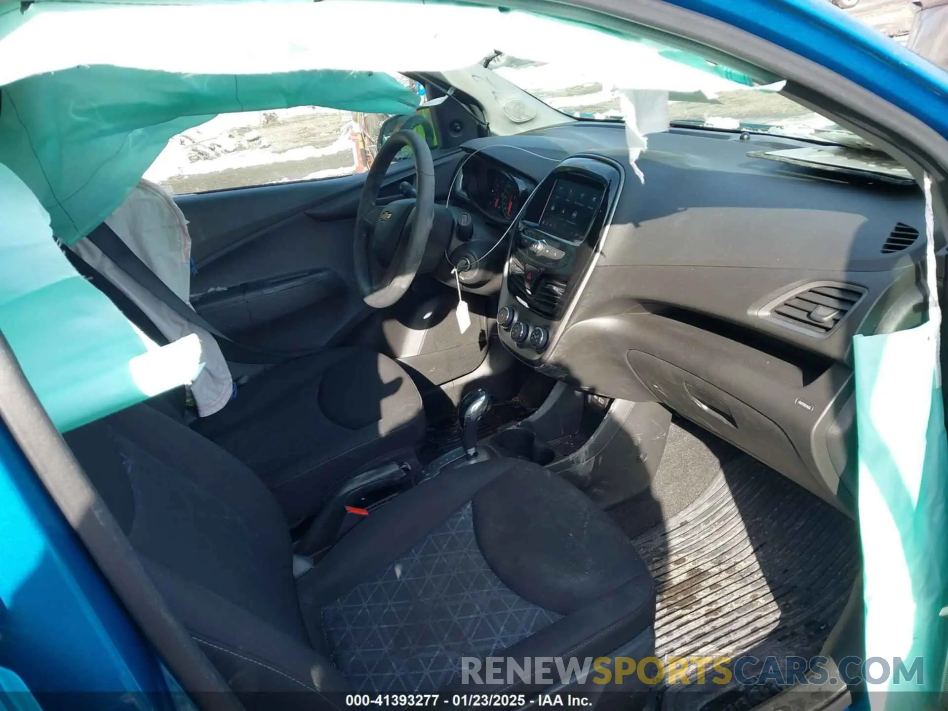 5 fotografías del automóvil dañado KL8CB6SA5LC462467 CHEVROLET SPARK 2020