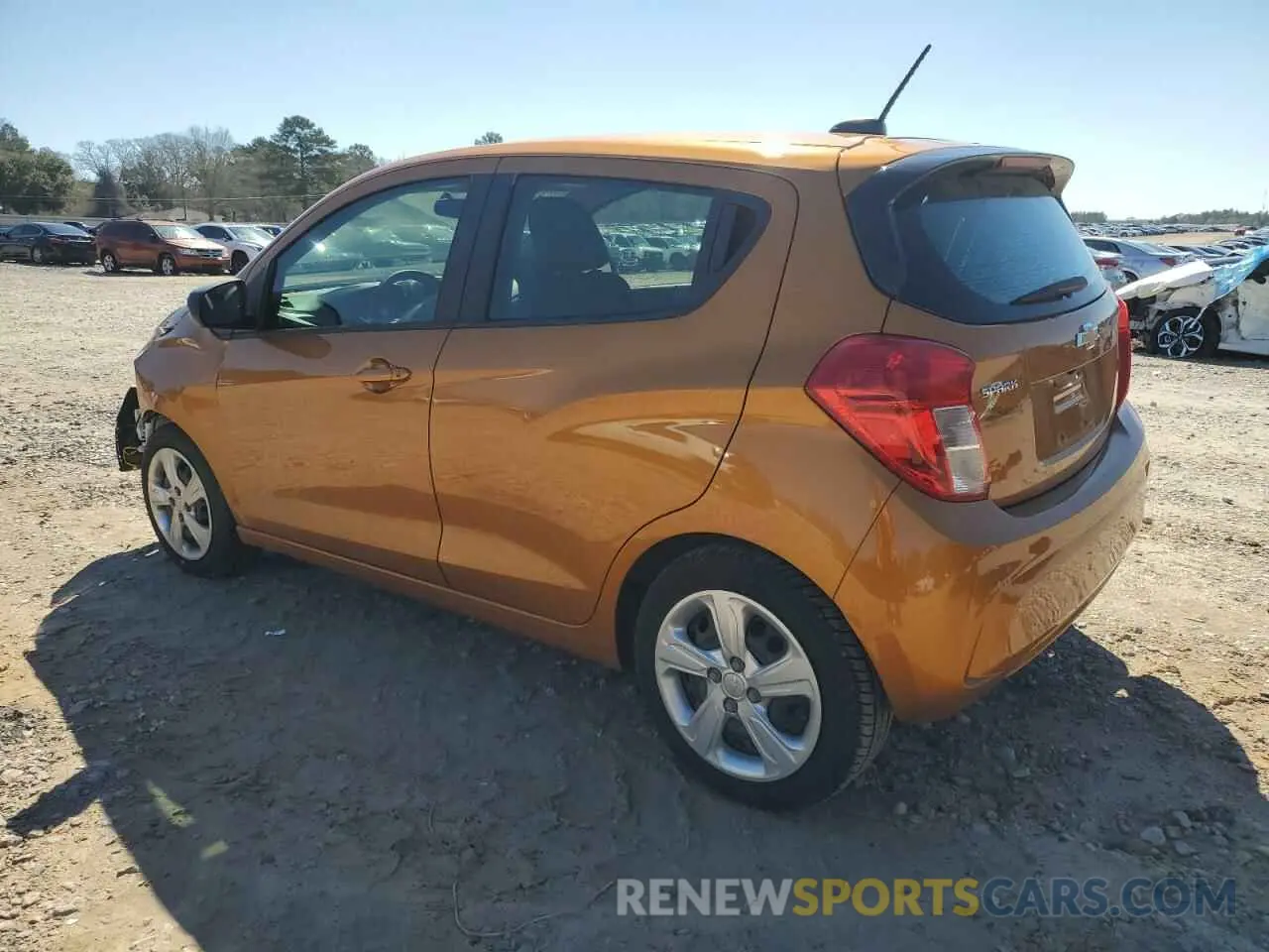 2 fotografías del automóvil dañado KL8CB6SA6LC430157 CHEVROLET SPARK 2020