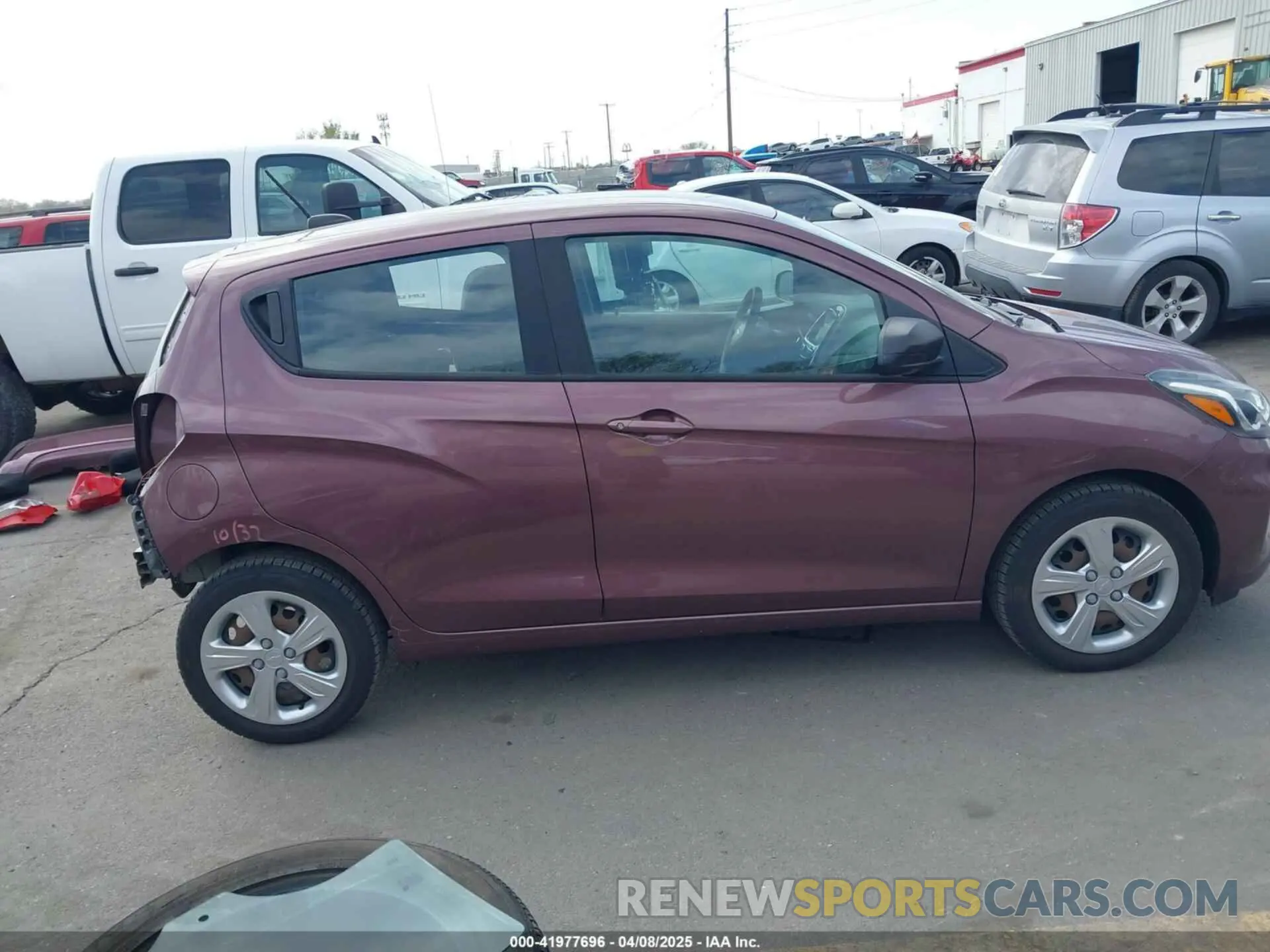 14 fotografías del automóvil dañado KL8CB6SA6LC450361 CHEVROLET SPARK 2020