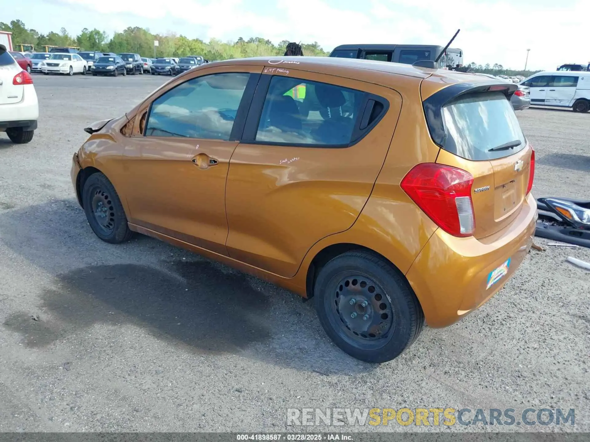 3 fotografías del automóvil dañado KL8CB6SA7LC408314 CHEVROLET SPARK 2020
