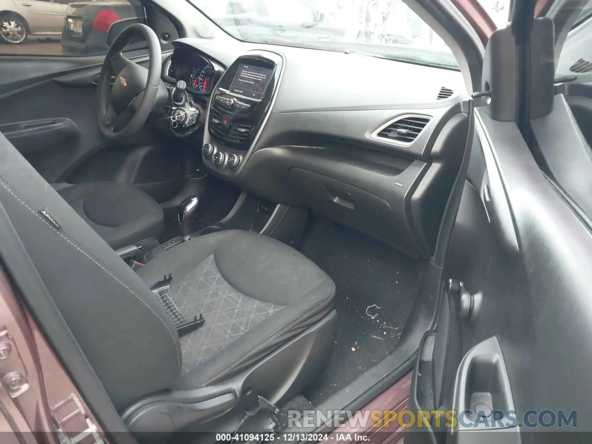 5 fotografías del automóvil dañado KL8CB6SA7LC452703 CHEVROLET SPARK 2020