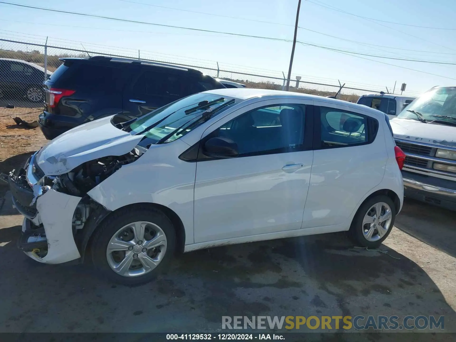 14 fotografías del automóvil dañado KL8CB6SA7LC454791 CHEVROLET SPARK 2020