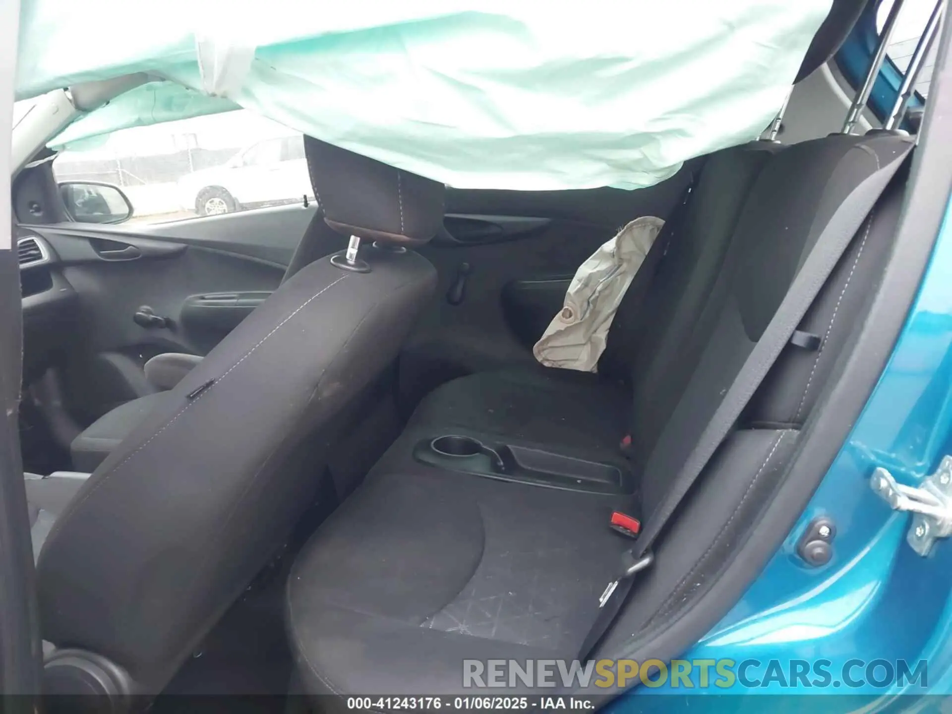 8 fotografías del automóvil dañado KL8CB6SA7LC456802 CHEVROLET SPARK 2020