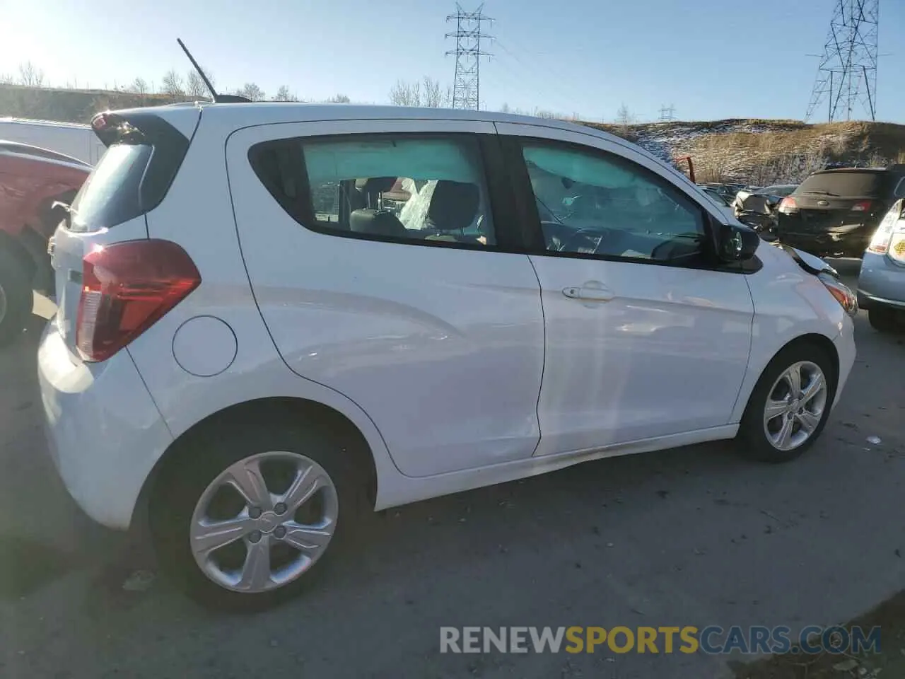 3 fotografías del automóvil dañado KL8CB6SA7LC465211 CHEVROLET SPARK 2020