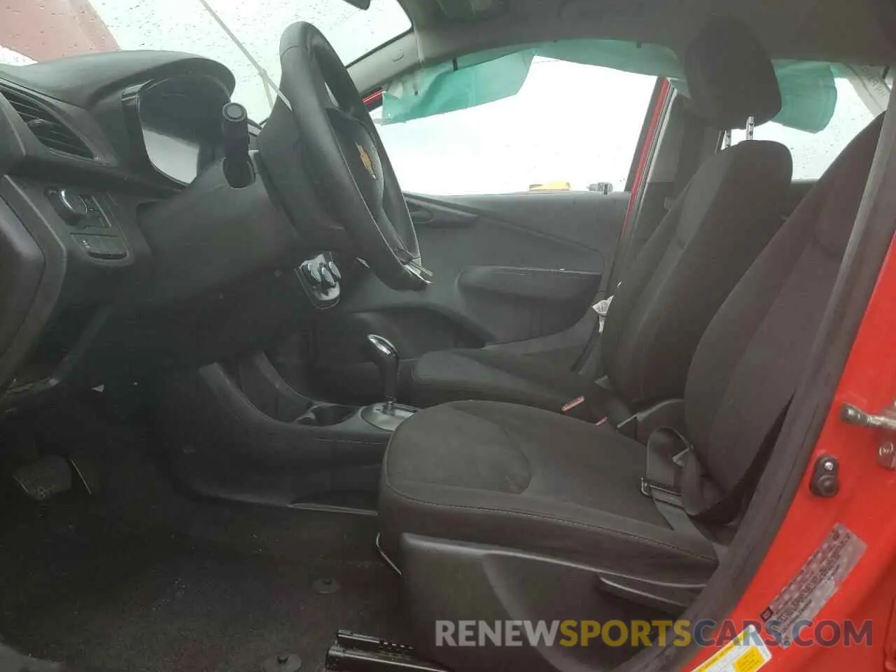 7 fotografías del automóvil dañado KL8CB6SA8LC400058 CHEVROLET SPARK 2020