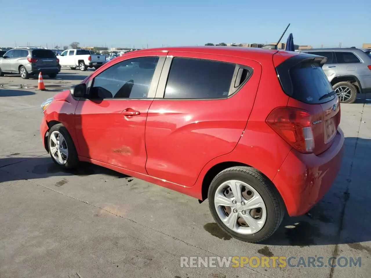 2 fotografías del automóvil dañado KL8CB6SA8LC414820 CHEVROLET SPARK 2020