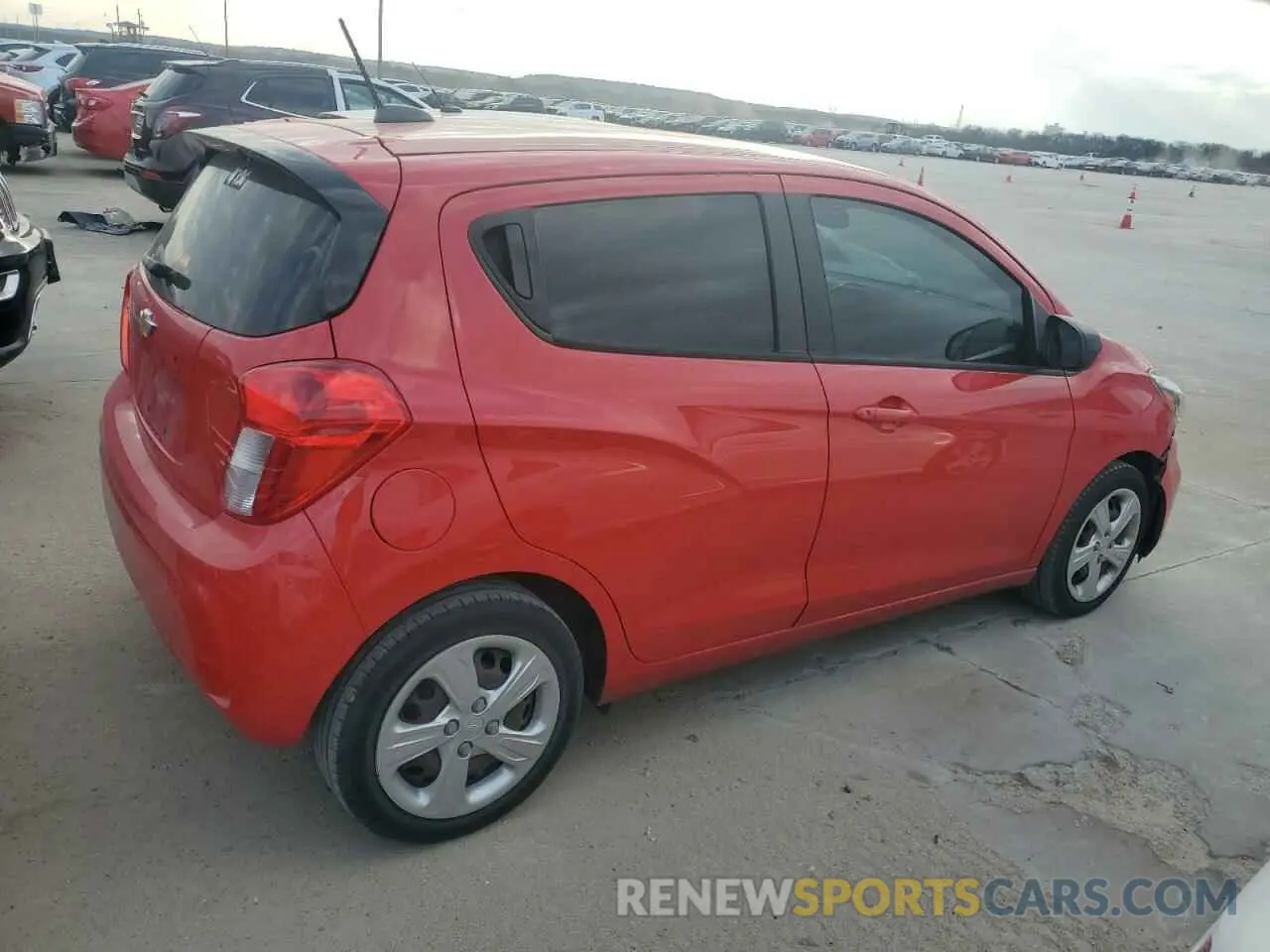 3 fotografías del automóvil dañado KL8CB6SA8LC414820 CHEVROLET SPARK 2020