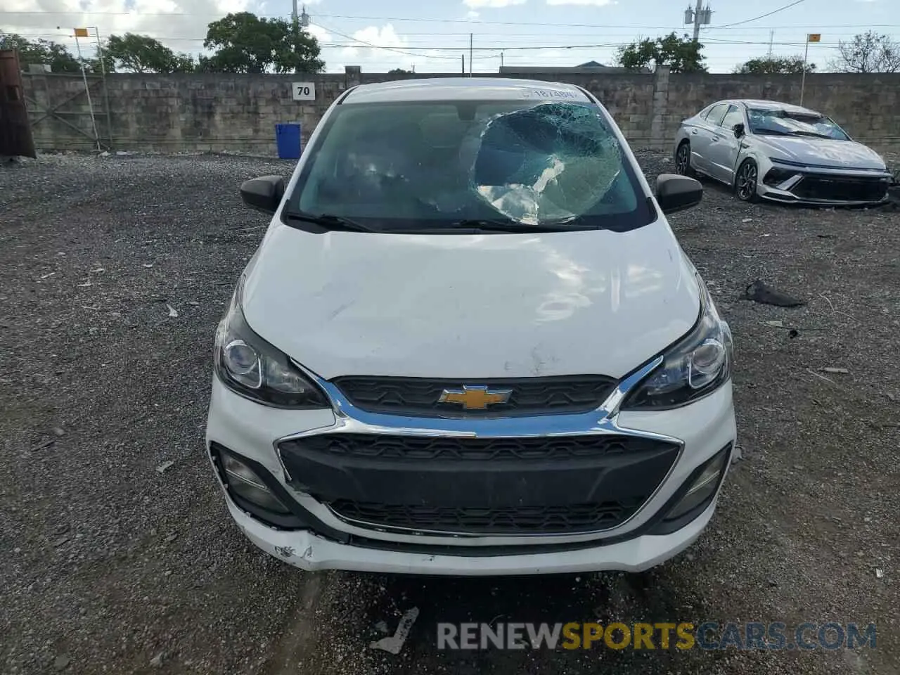 5 fotografías del automóvil dañado KL8CB6SA8LC421928 CHEVROLET SPARK 2020