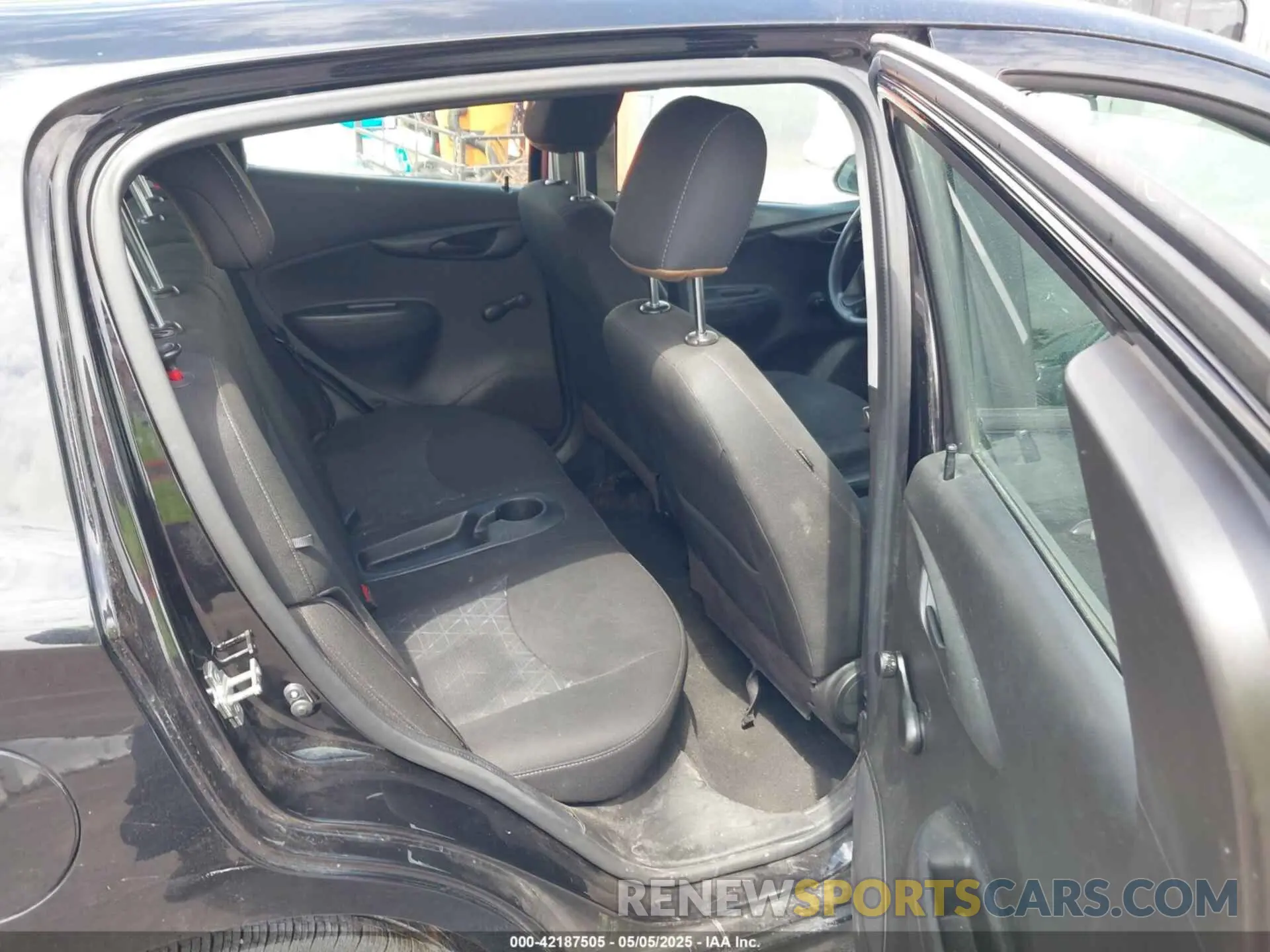 8 fotografías del automóvil dañado KL8CB6SA8LC456999 CHEVROLET SPARK 2020