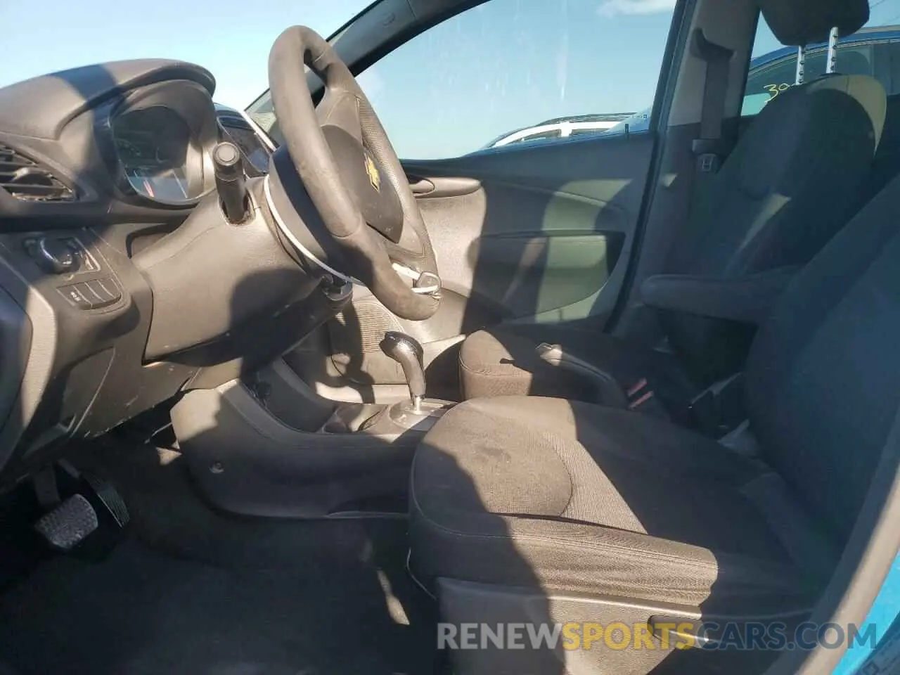 7 fotografías del automóvil dañado KL8CB6SA8LC467484 CHEVROLET SPARK 2020