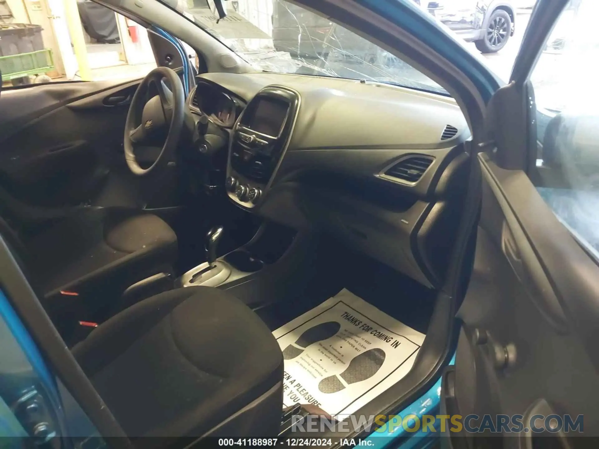 5 fotografías del automóvil dañado KL8CB6SA8LC475181 CHEVROLET SPARK 2020
