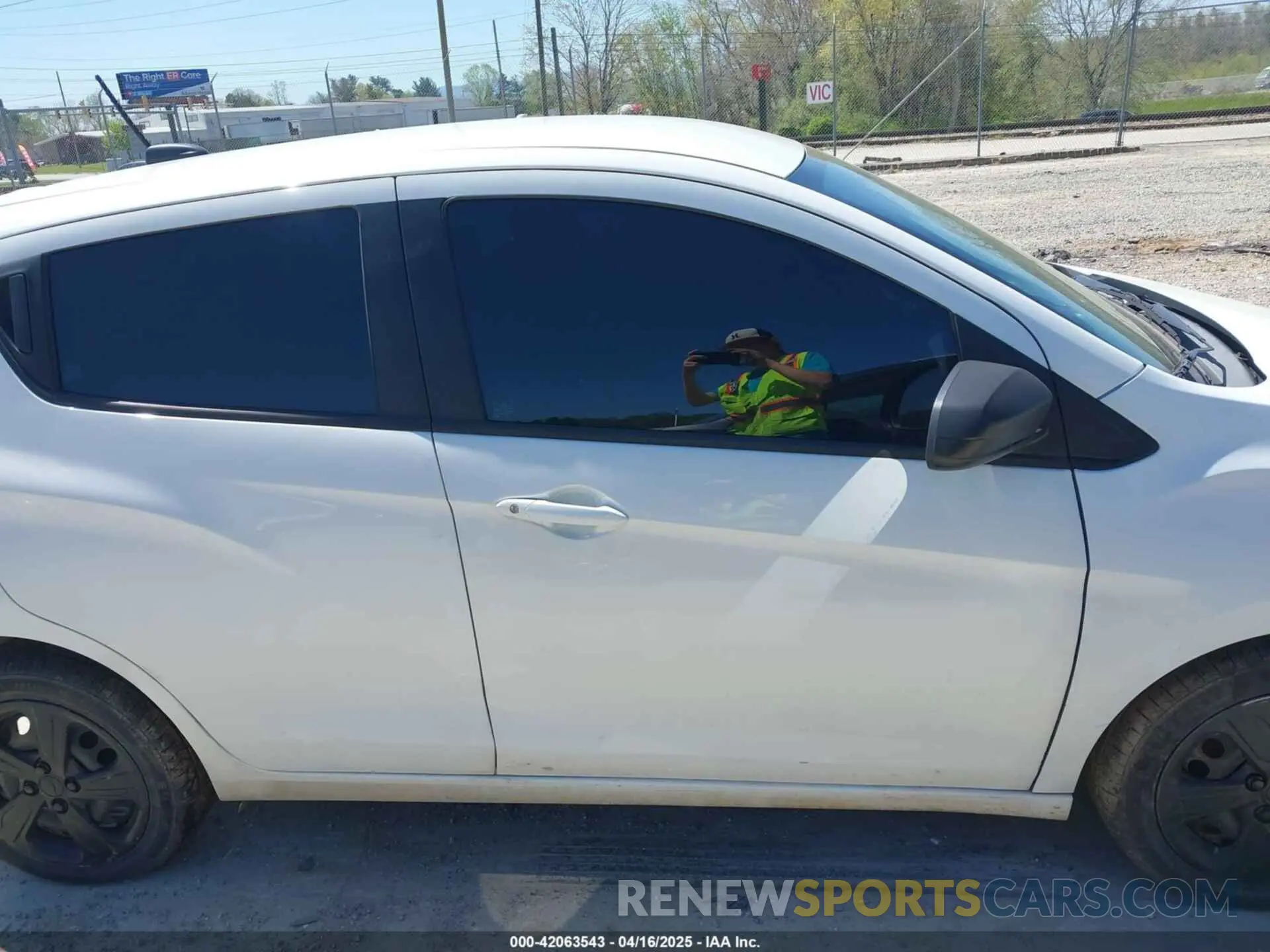 12 fotografías del automóvil dañado KL8CB6SA9LC427611 CHEVROLET SPARK 2020