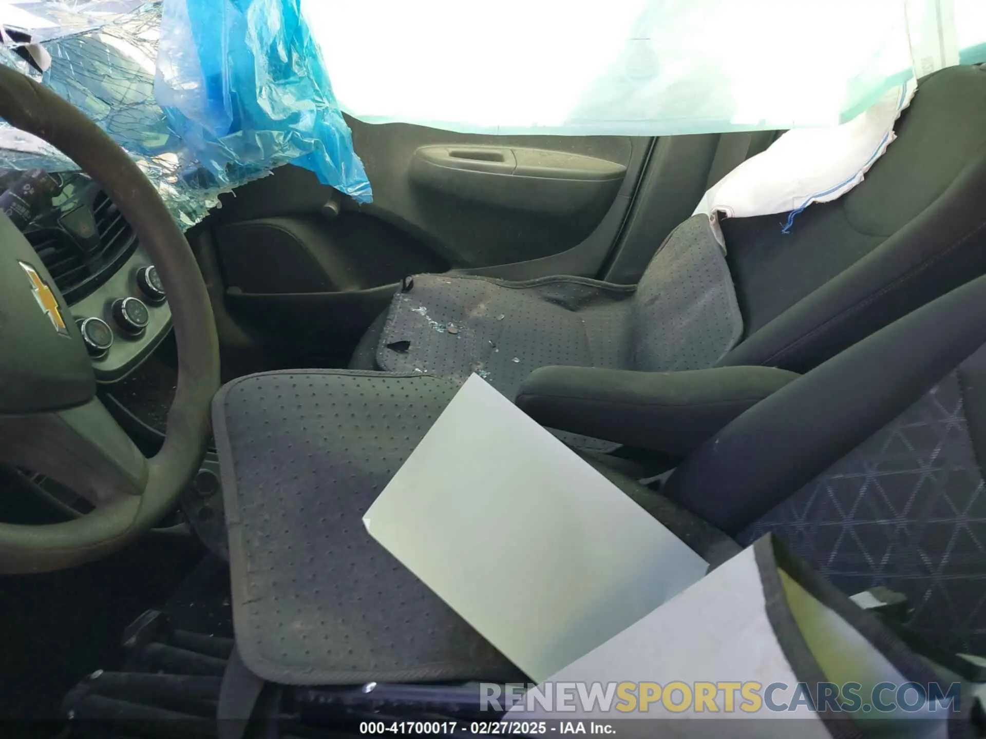5 fotografías del automóvil dañado KL8CB6SA9LC445834 CHEVROLET SPARK 2020